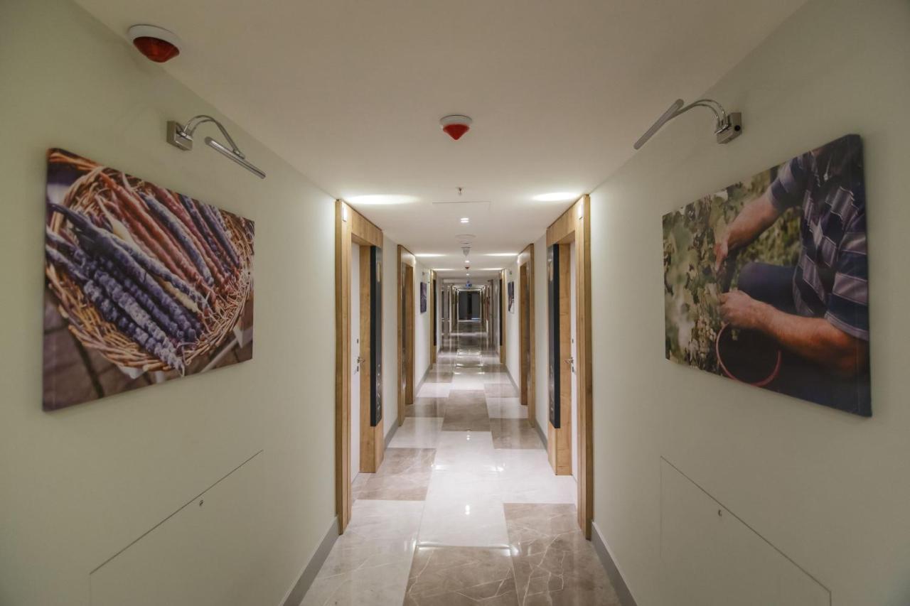 Premium Aparthotel With Sea View Batumi Exterior foto